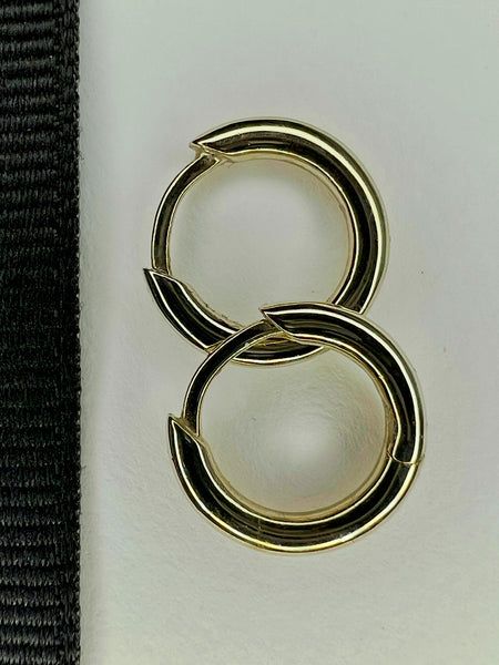 Hoop earrings 9ct gold.