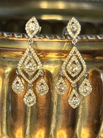 18ct Diamond Drop Earrings