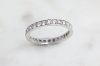 18ct Classic "All the Way Round" Wedder